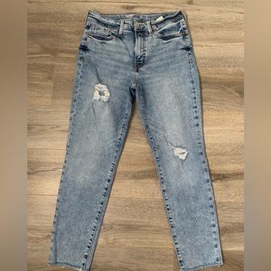Old Navy High-Waisted O.G. Straight Ripped Cut-Off Ankle Jeans for Women